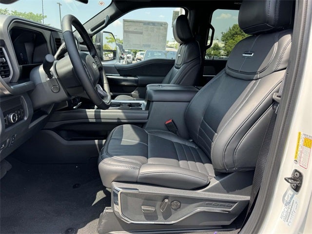 2025 Ford F-350SD Platinum DRW