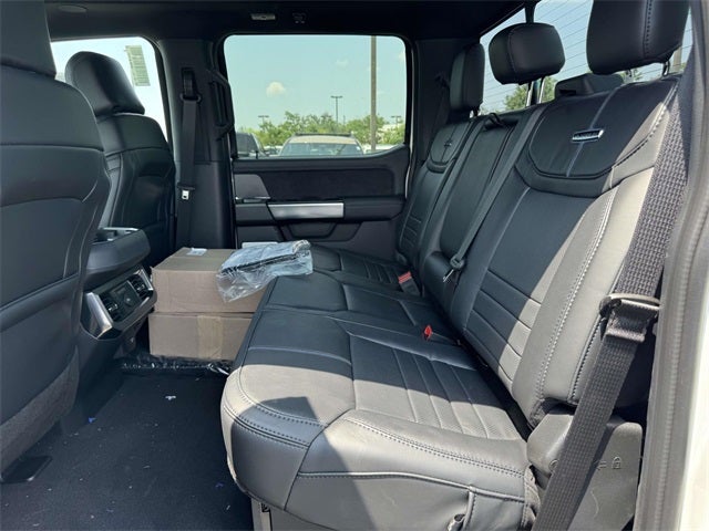 2025 Ford F-350SD Platinum DRW