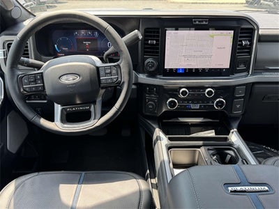 2025 Ford F-350SD Platinum DRW