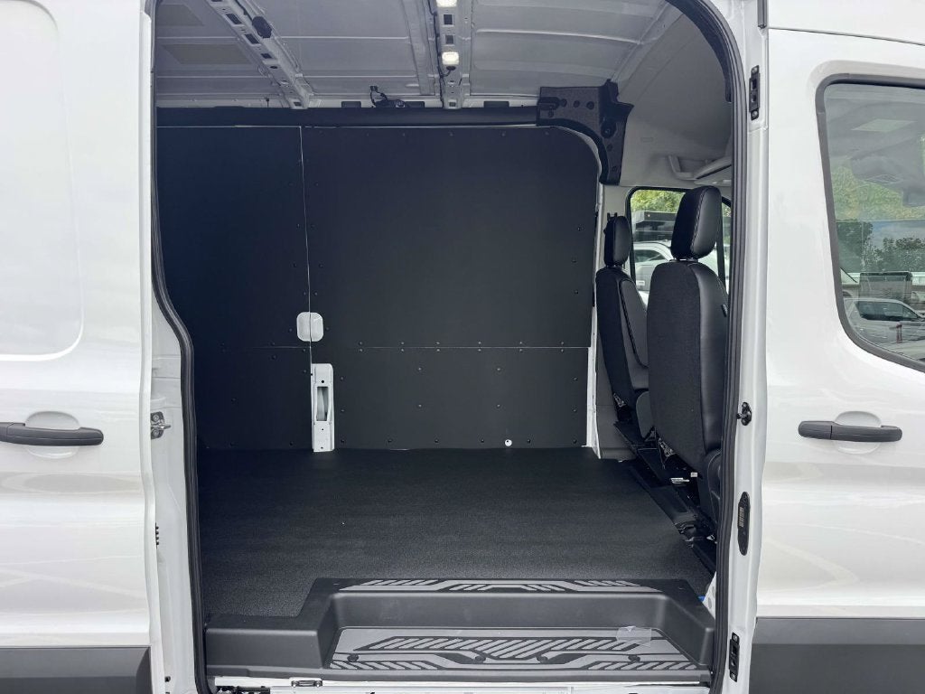 2027 Ford Transit-250 Base