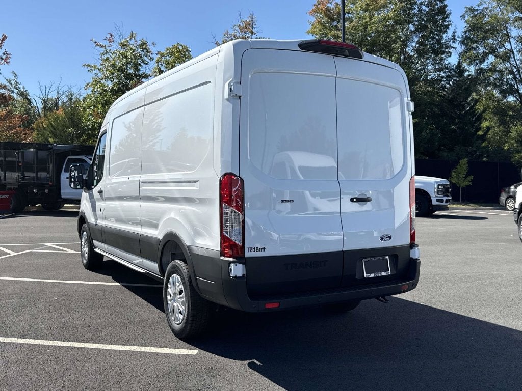 2027 Ford Transit-250 Base