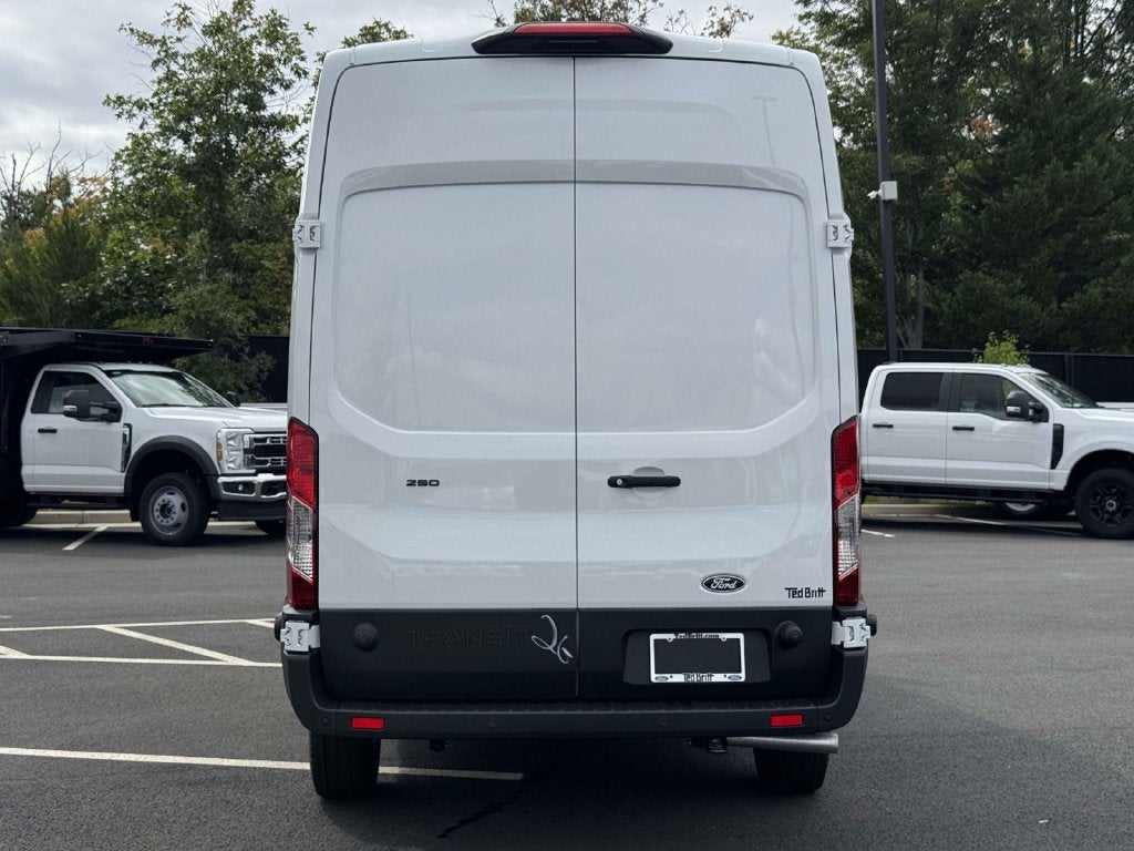2027 Ford Transit-250 Base