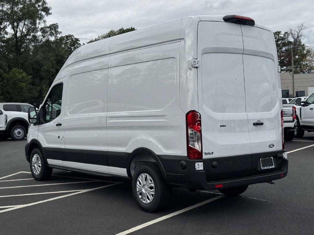 2027 Ford Transit-250 Base