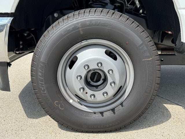 2025 Ford F-350SD UTILITY CREW CAB XL DRW