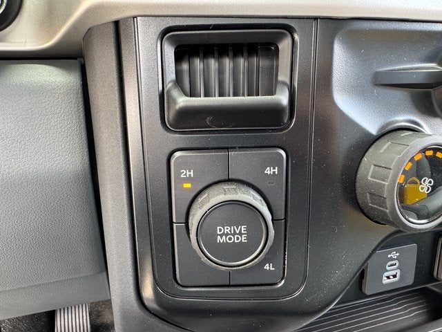 2025 Ford F-350SD UTILITY CREW CAB XL DRW