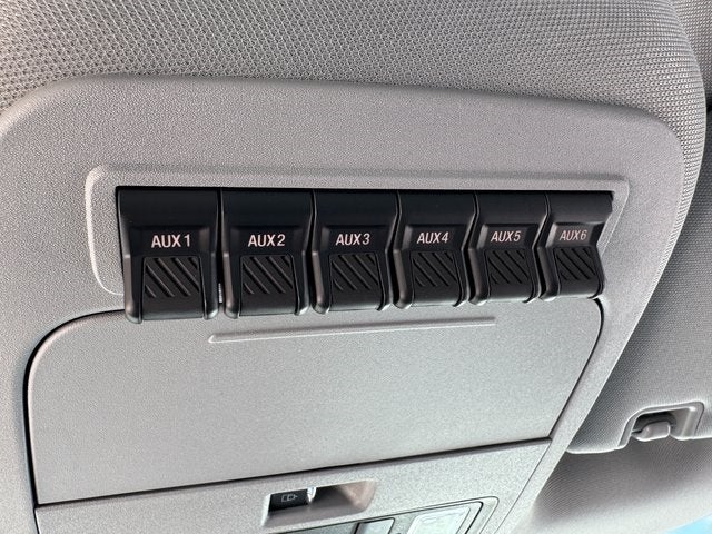 2025 Ford F-350SD UTILITY CREW CAB XL DRW