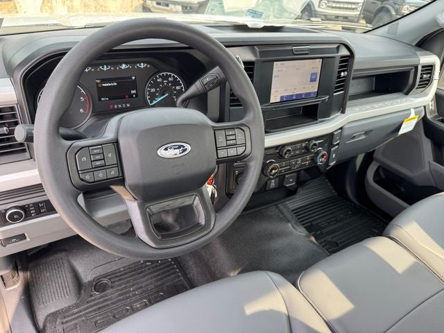 2026 Ford F-450SD DRW