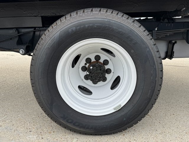 2026 Ford E-450SD 17 FT BOX DUAL ROLL UP Base