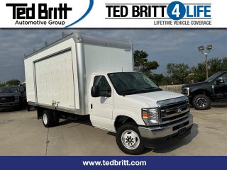 2026 Ford E-450SD 17 FT BOX DUAL ROLL UP Base