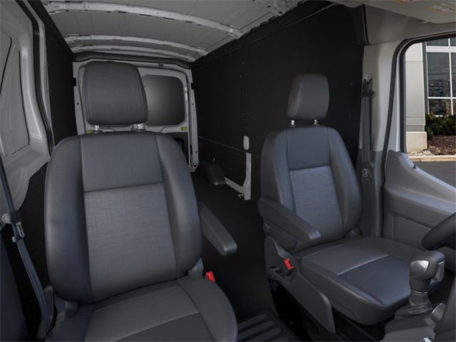 2025 Ford Transit-250 MID ROOF Base
