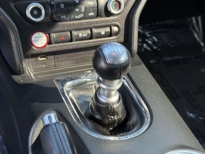 2015 Ford Mustang V6