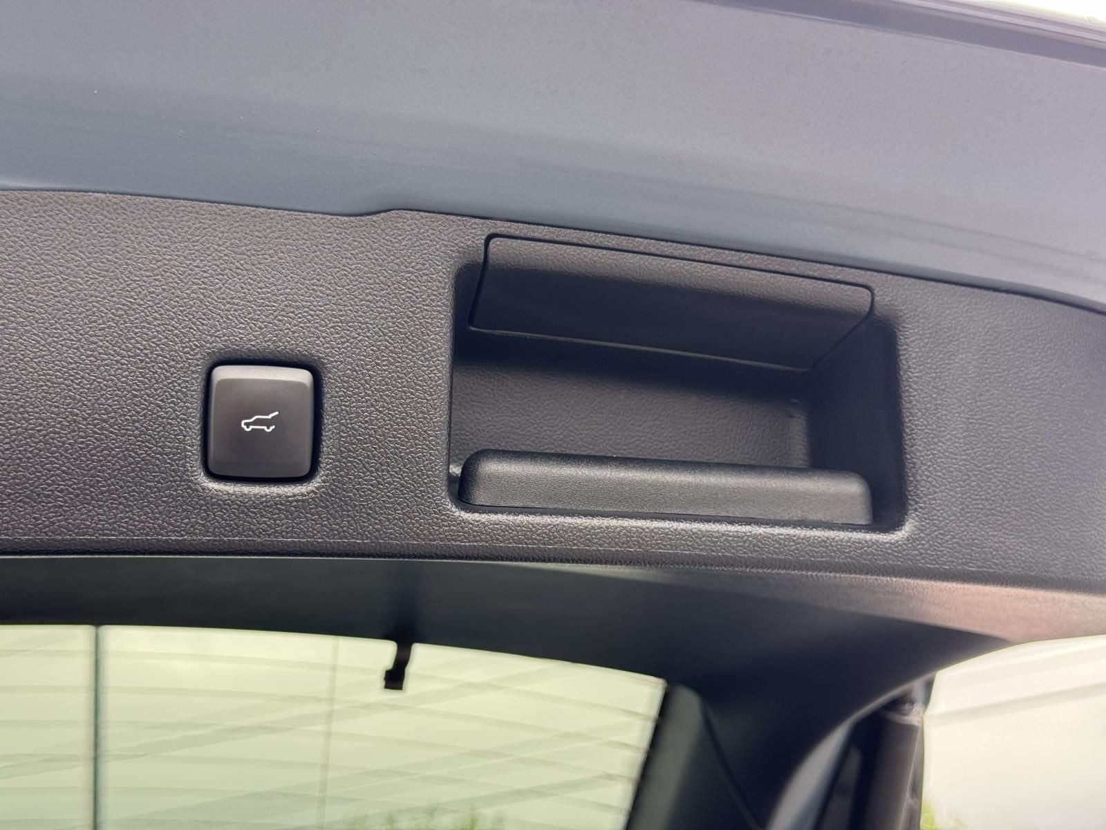 2025 Ford Escape Plug-In Hybrid Base