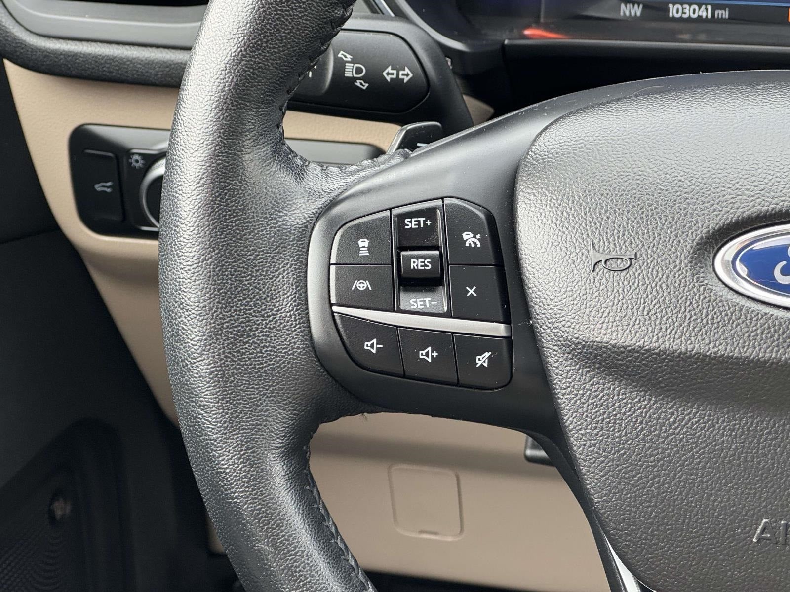 2020 Ford Escape Titanium