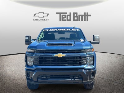2026 Chevrolet Silverado 2500HD Custom
