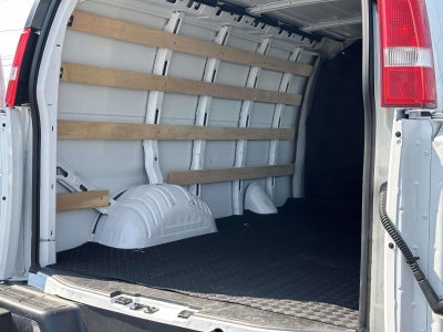 2025 Chevrolet Express 2500 Work Van Cargo