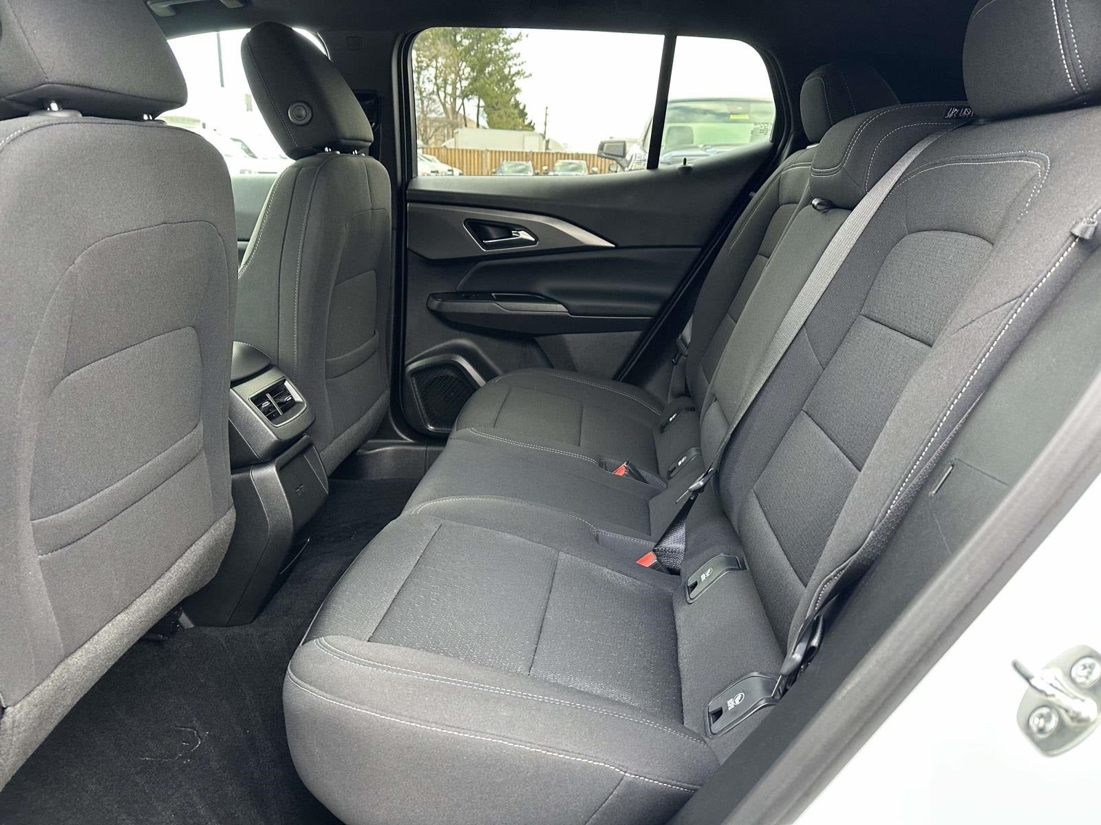 2025 Chevrolet Equinox EV LT