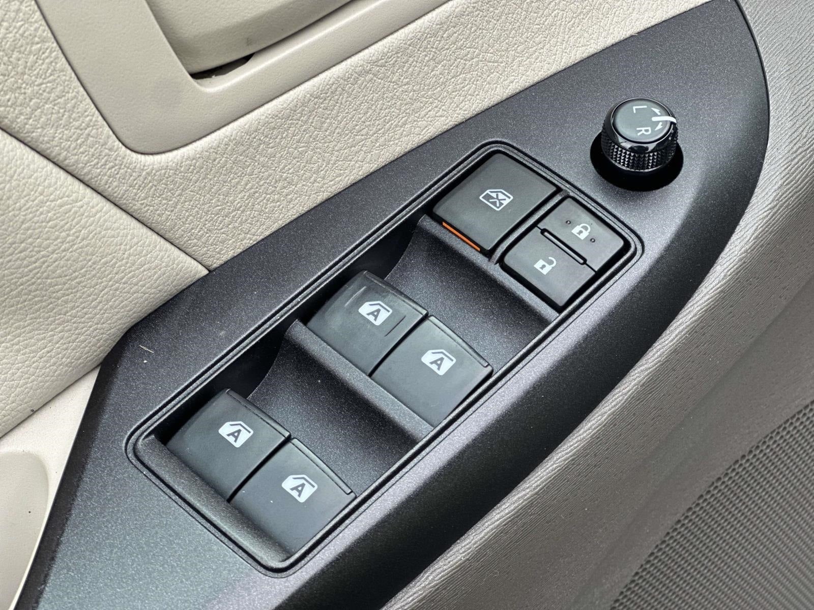 2020 Toyota Sienna L 7 Passenger