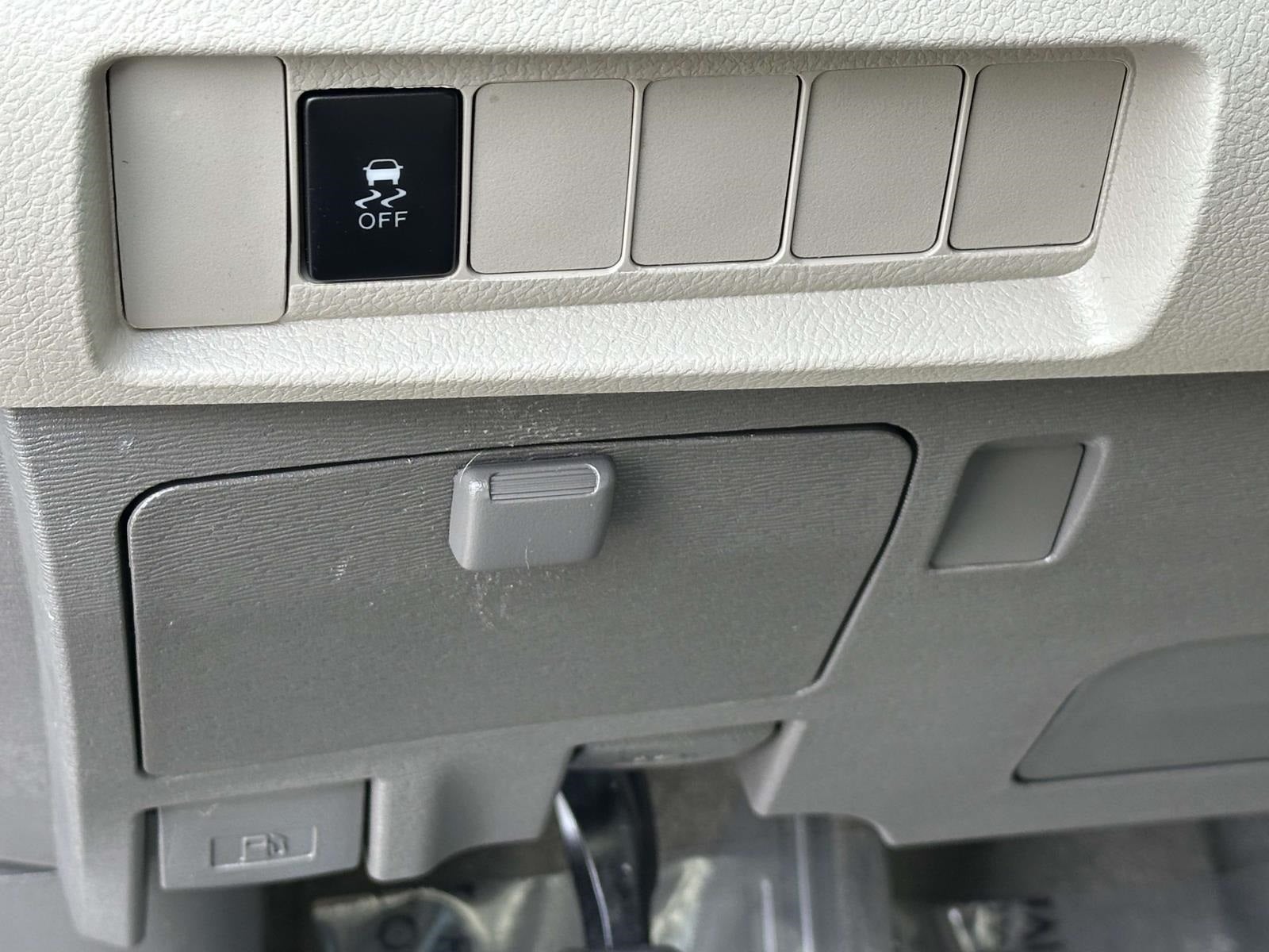 2020 Toyota Sienna L 7 Passenger