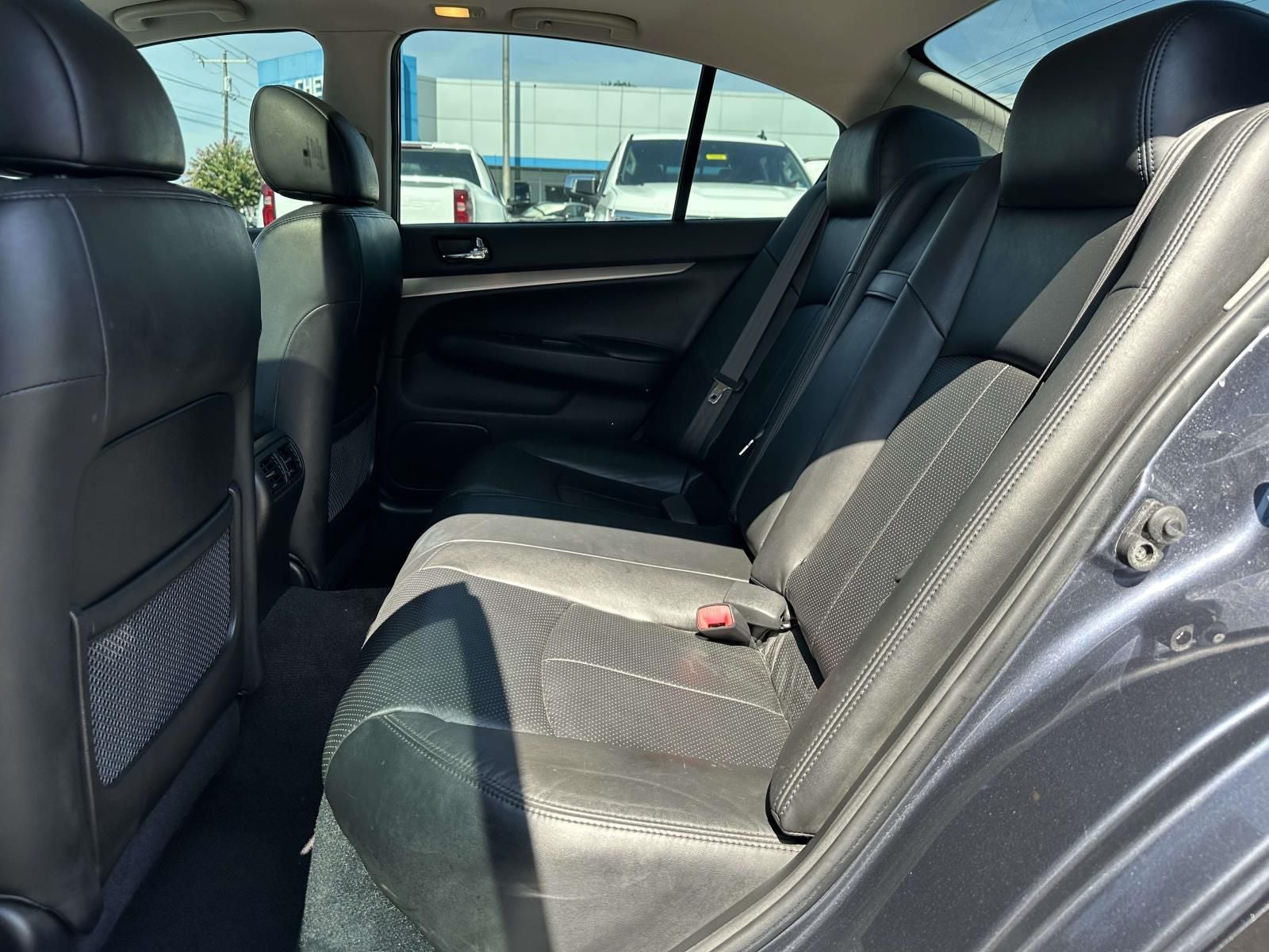 2010 INFINITI G37 X
