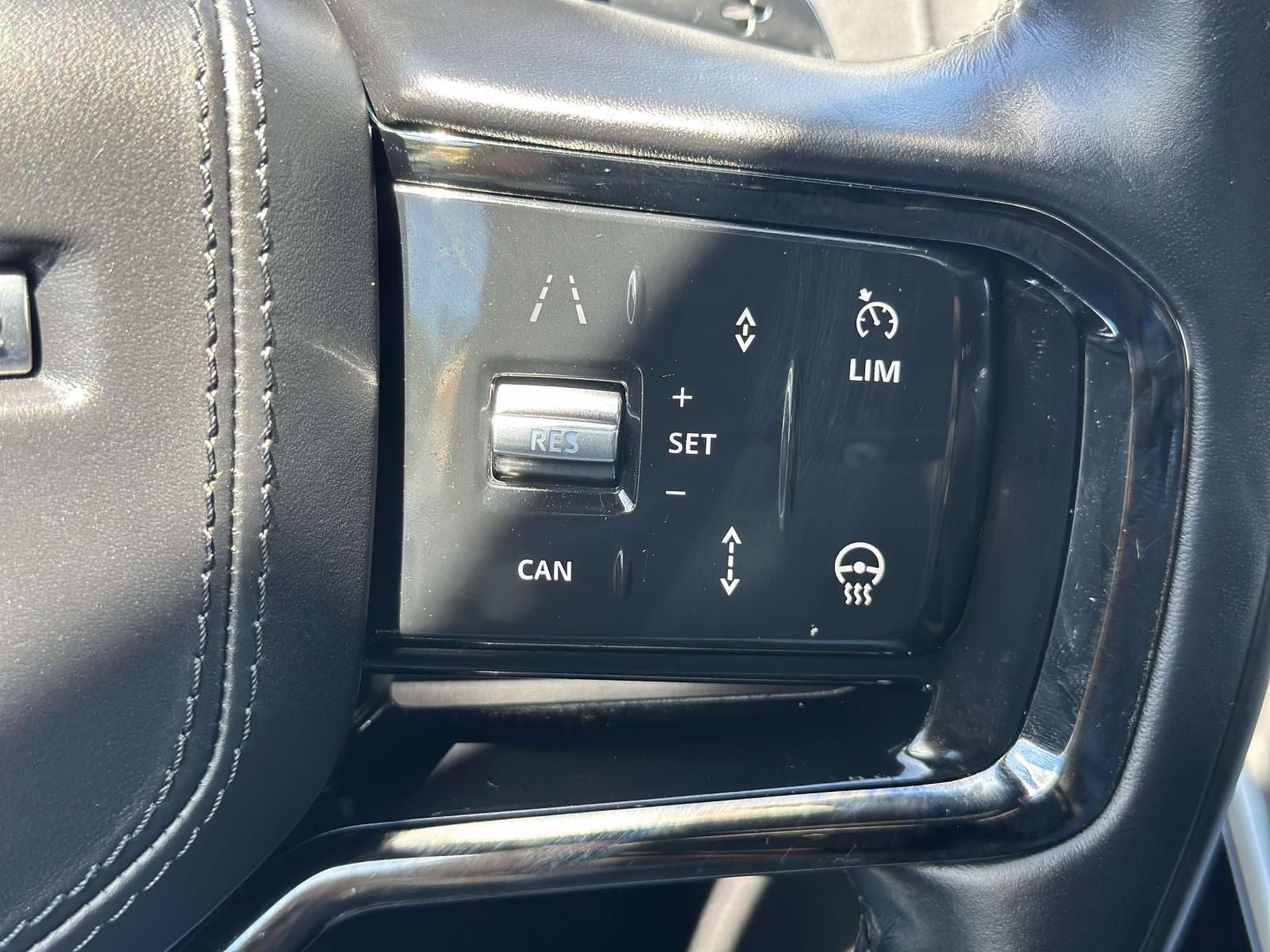 2025 Land Rover Range Rover Velar Dynamic SE