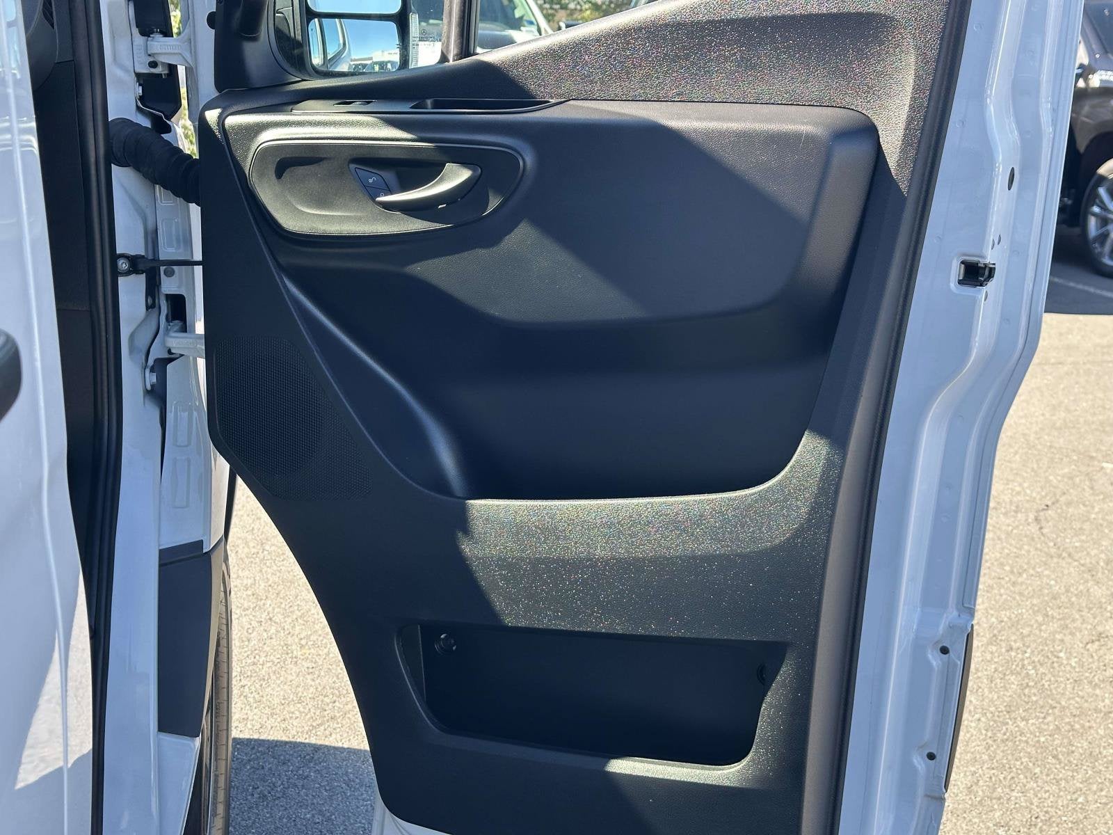 2025 Mercedes-Benz Sprinter 2500 Passenger 170 WB High Roof