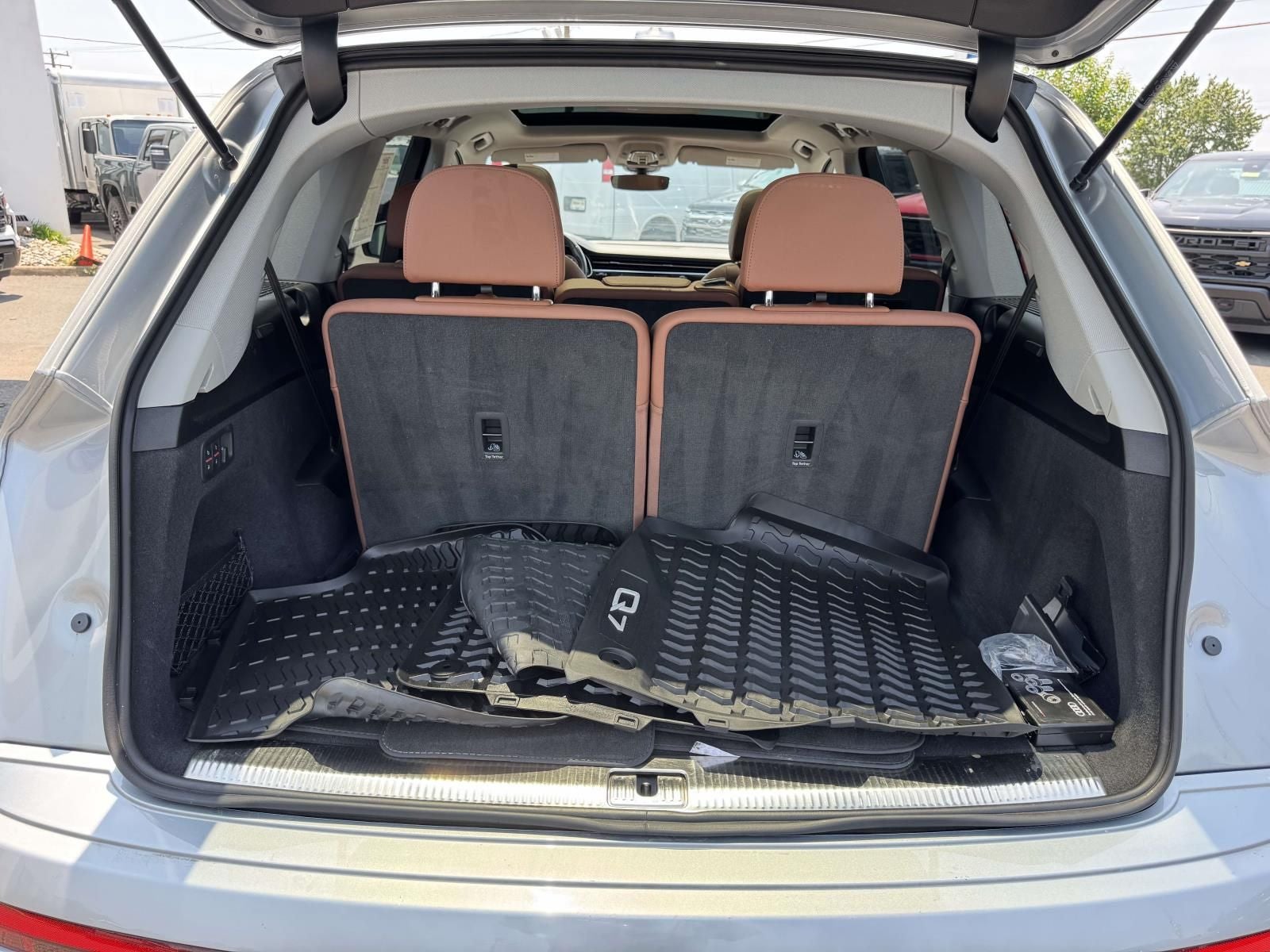 2023 Audi Q7 45 Premium Plus quattro