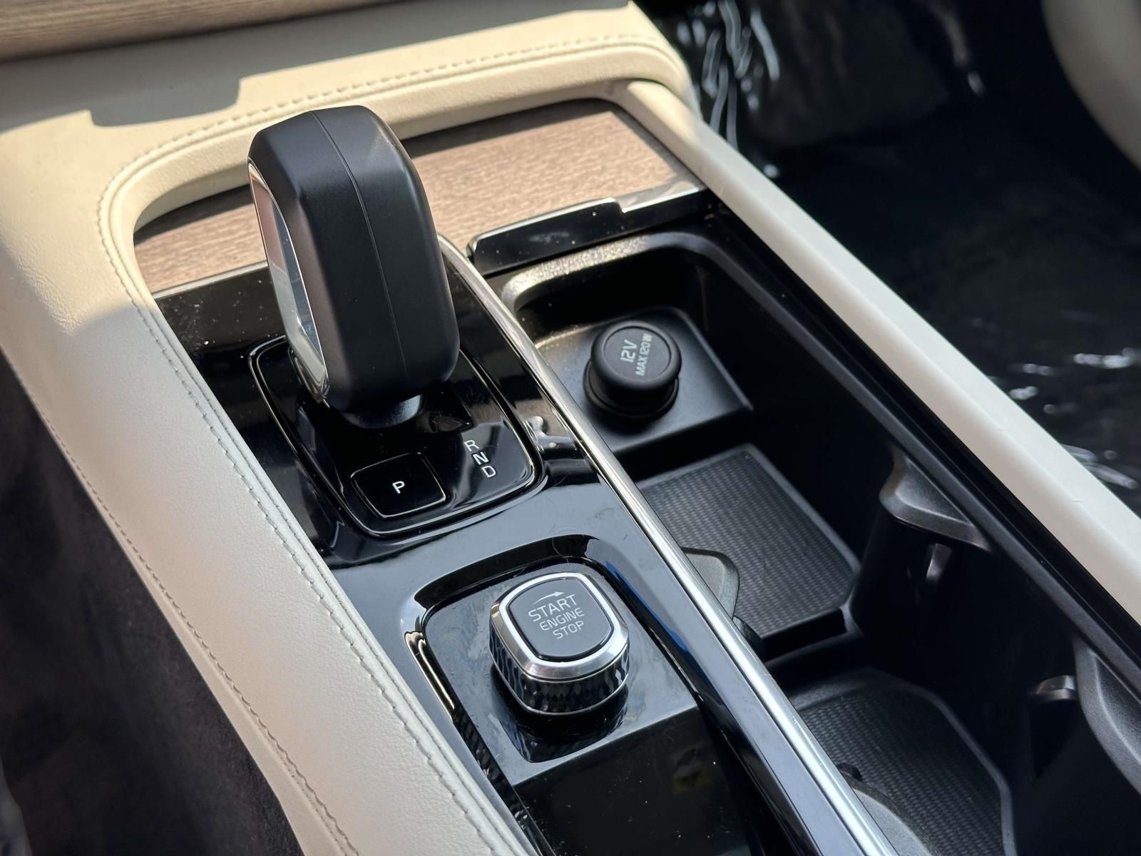 2023 Volvo XC90 B6 Plus 7-Seater