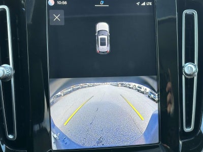 2023 Volvo XC40 B5 Plus Dark Theme